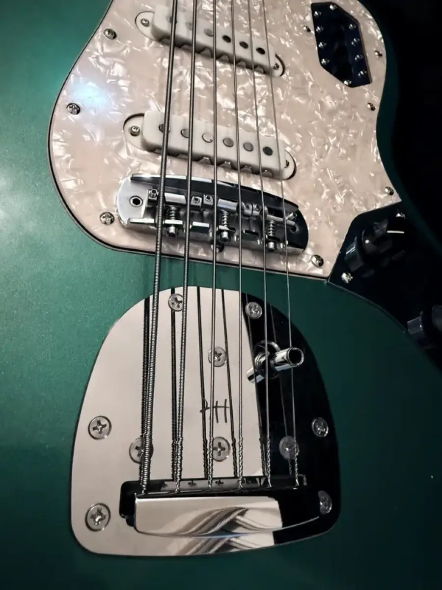 La guitare de Jeanne — détail manche